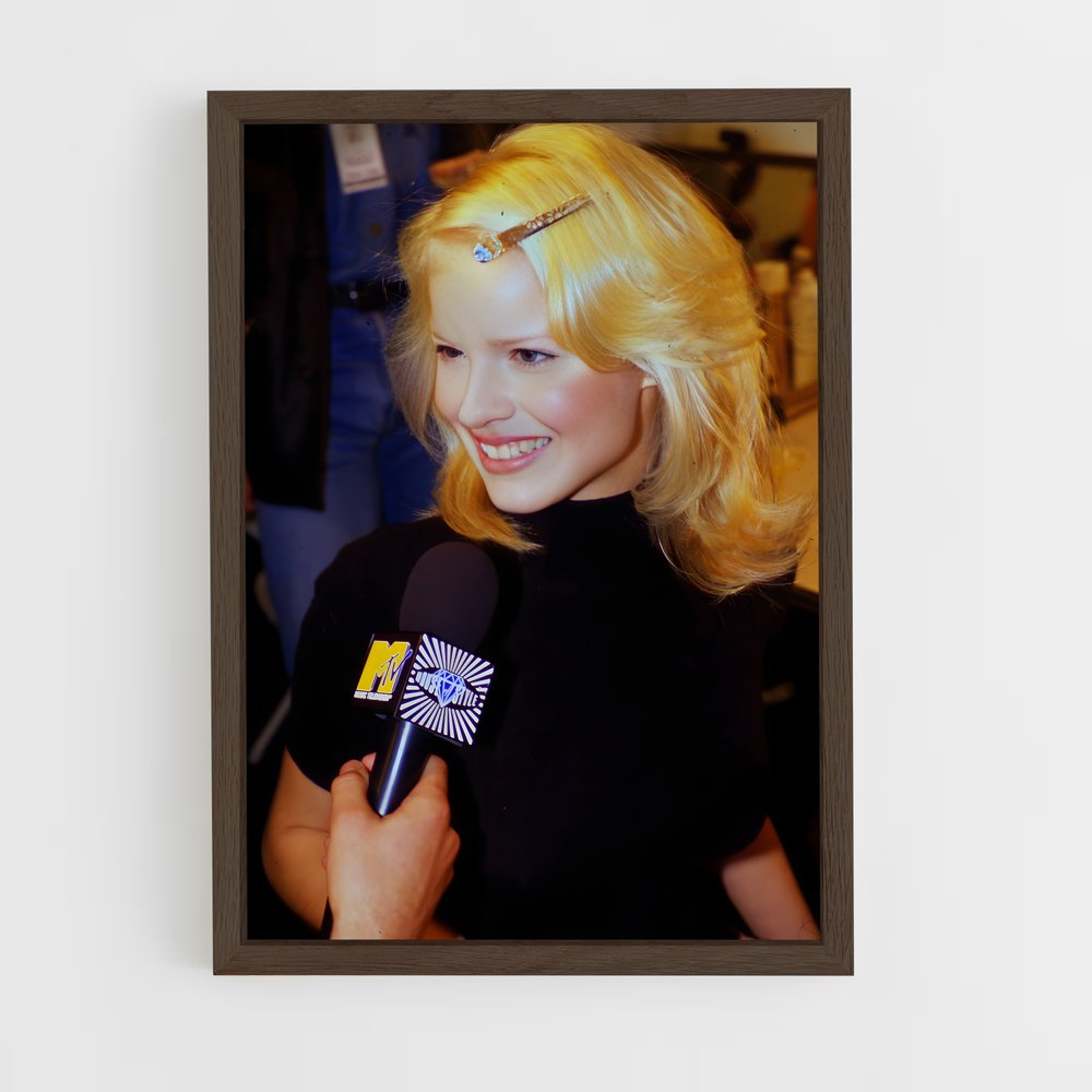 ap-eva herzigova-1 cadre Bois foncé