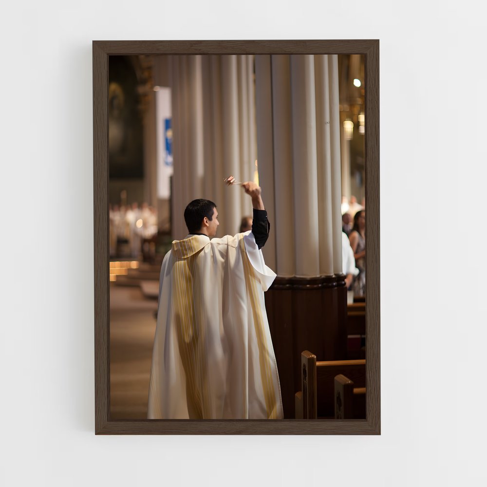 ap-holy water-1 cadre Bois foncé