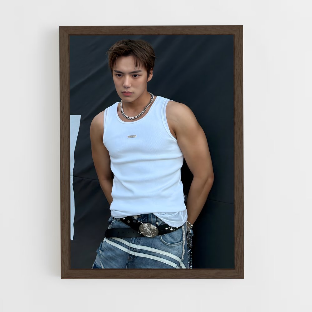 ap-minhyuk-4 cadre Bois foncé