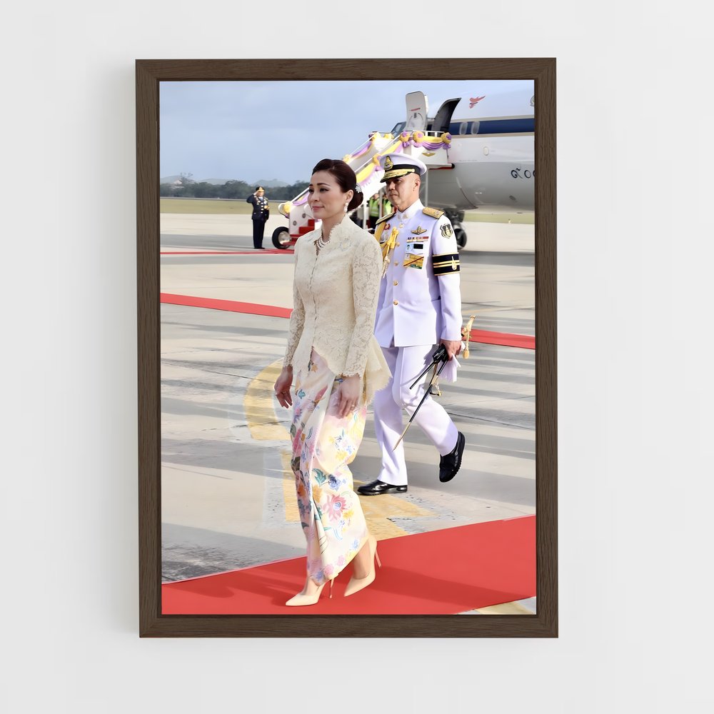 ap-queen suthida-16 cadre Bois foncé