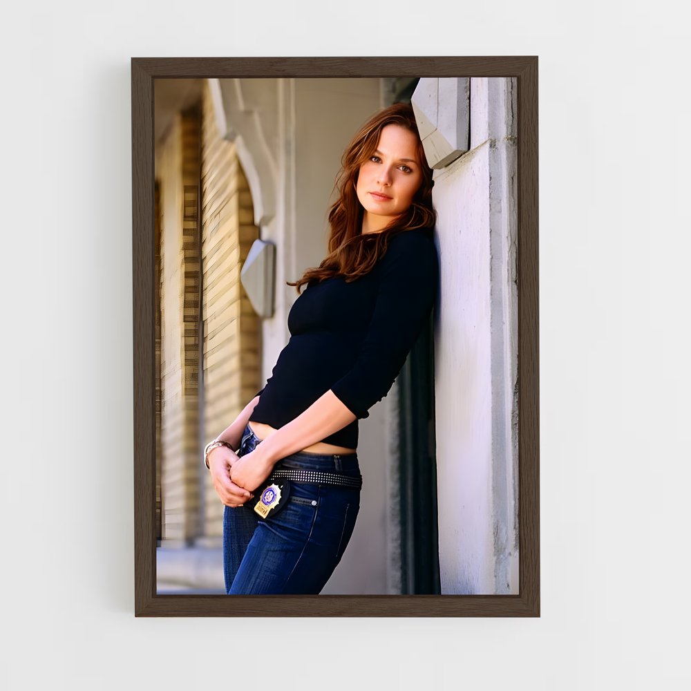 ap-sara tancredi-1 cadre Bois foncé