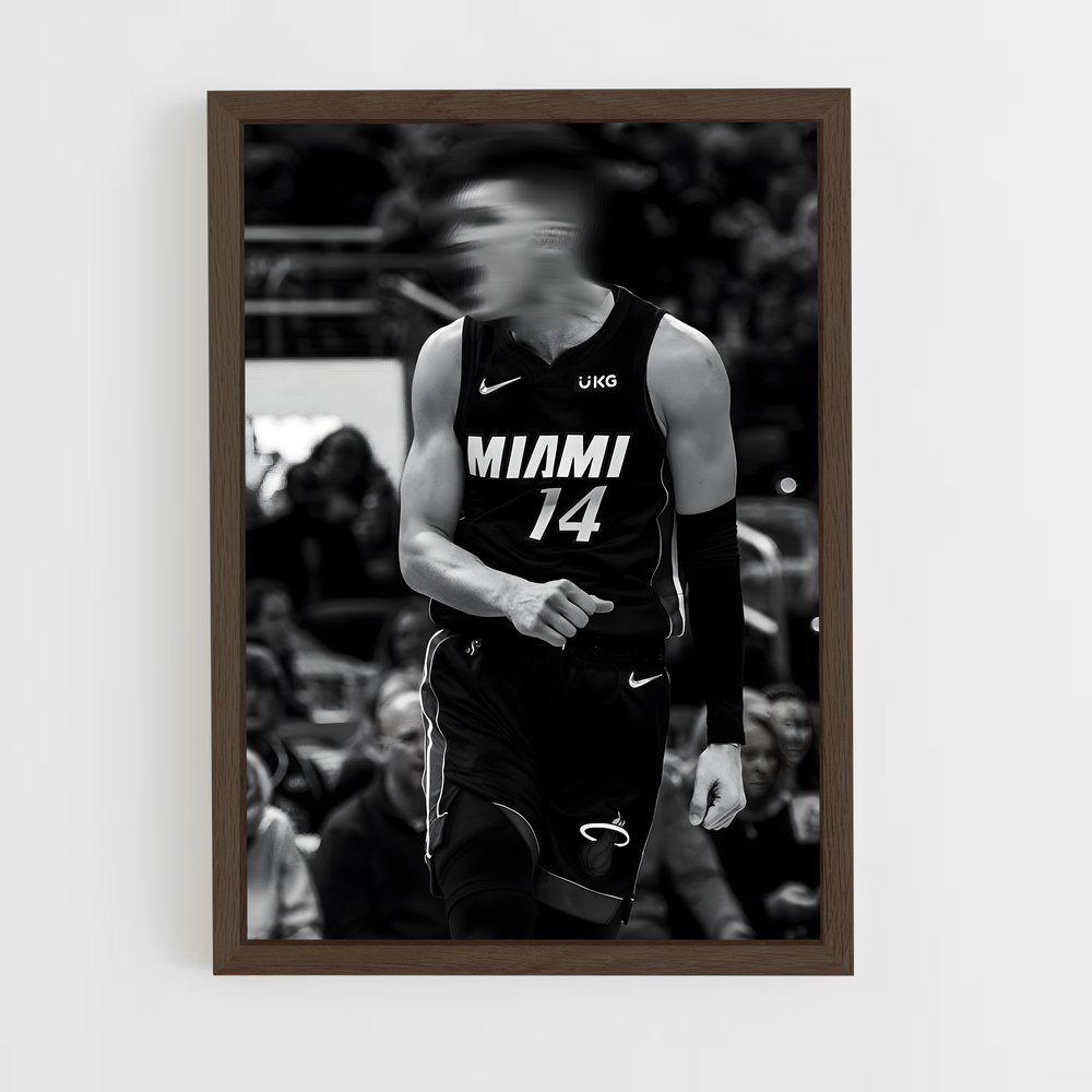ap-tyler herro-5 cadre Bois foncé