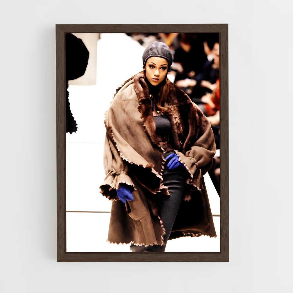 ap-tyra banks-4 cadre Bois foncé