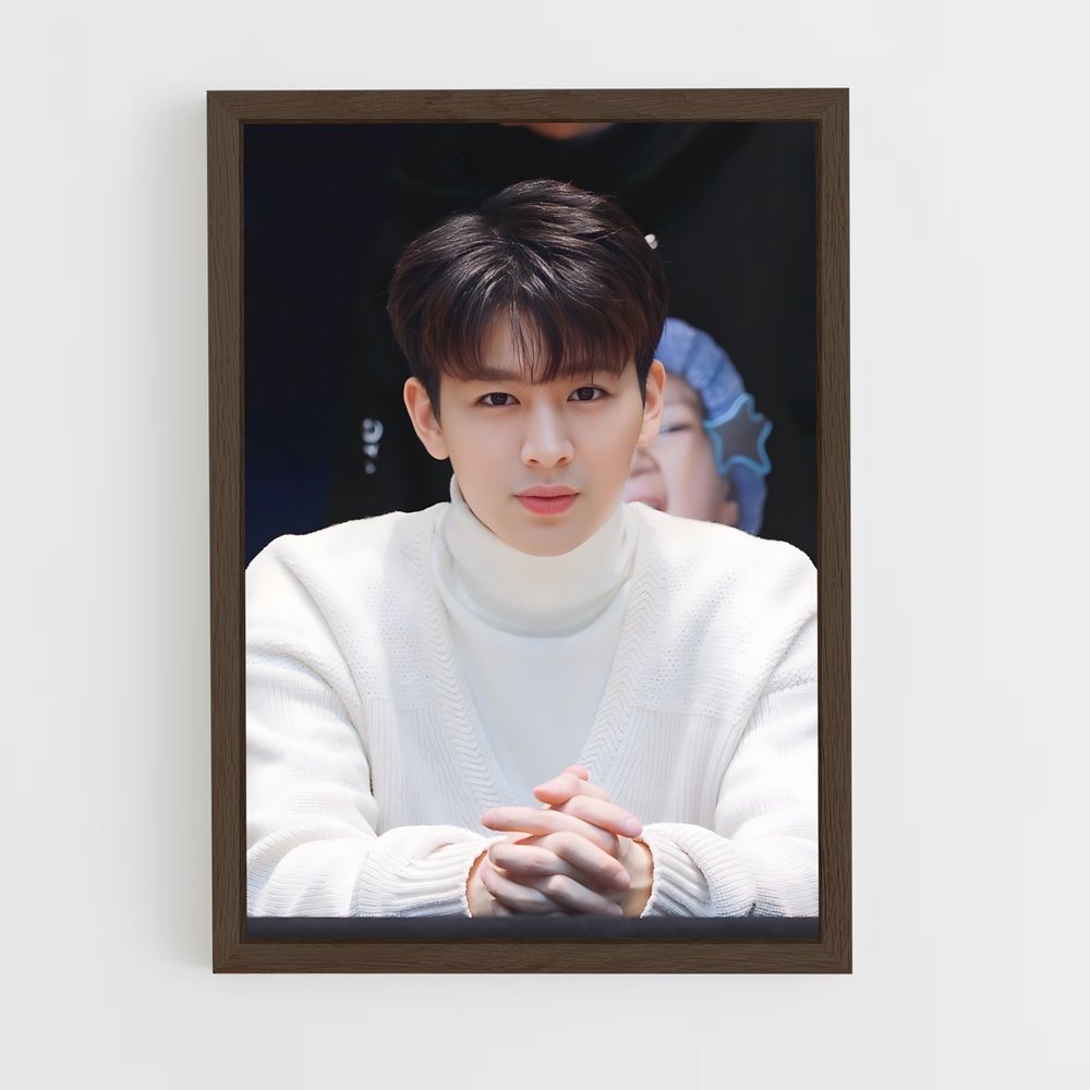 ap-yunhyeong-2 cadre Bois foncé
