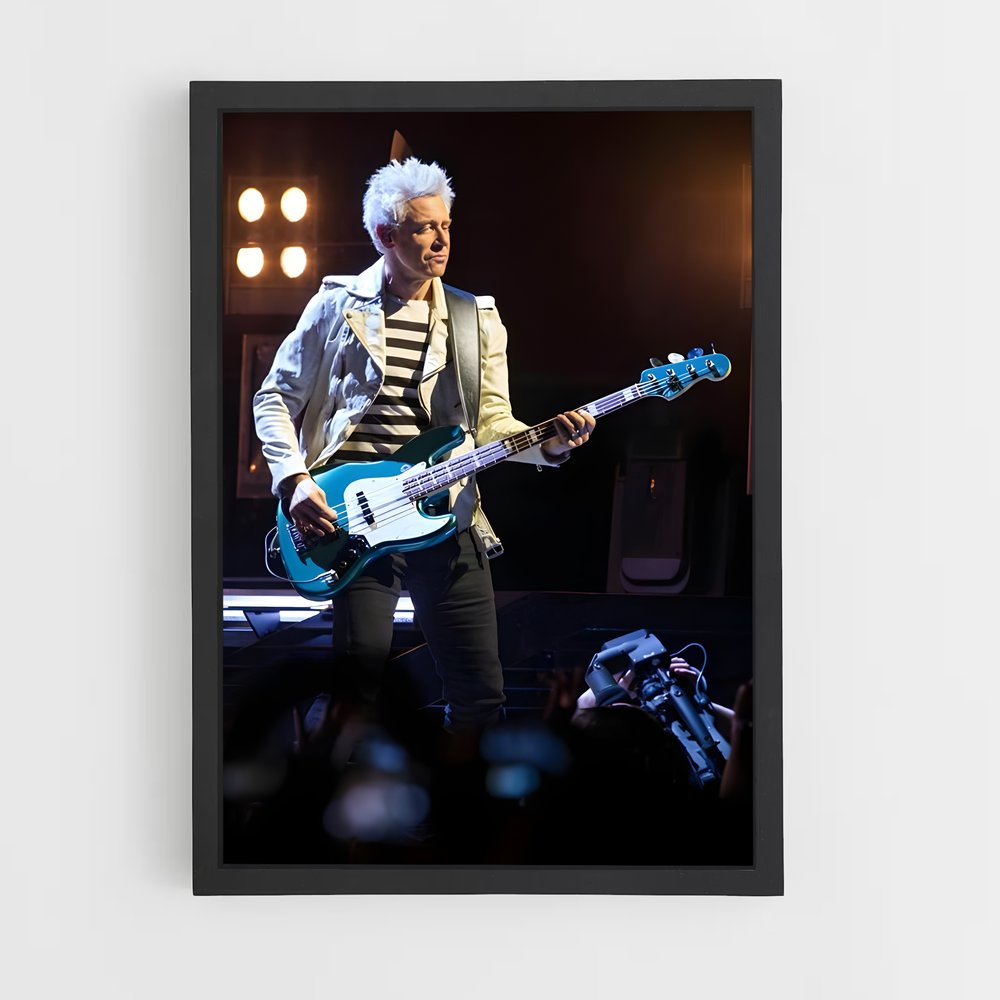ap-adam clayton-6 cadre Noir