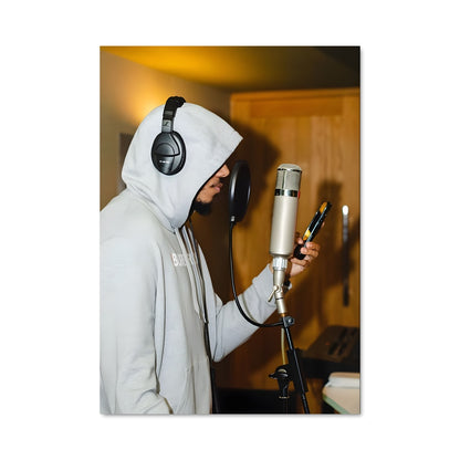 Poster Mic & Hoodie