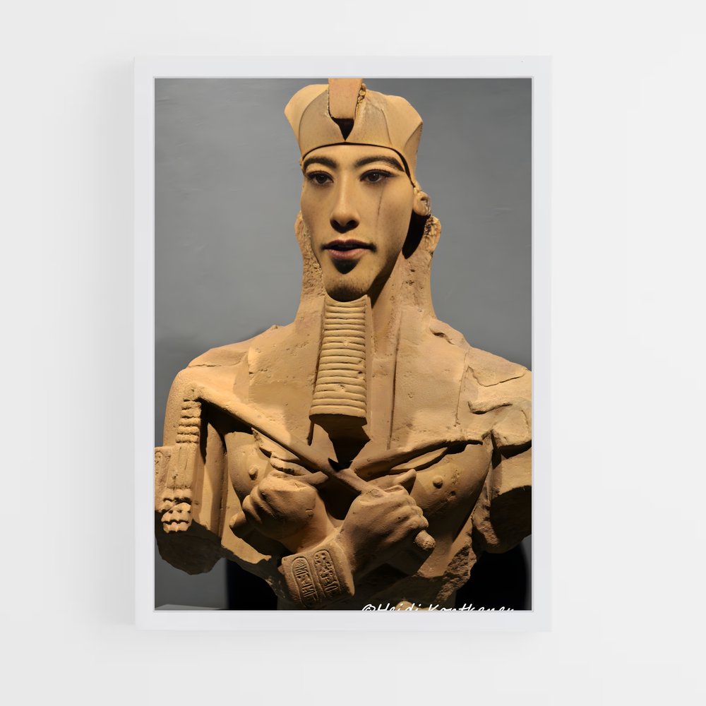 ap-akhenaten-4 cadre Blanc