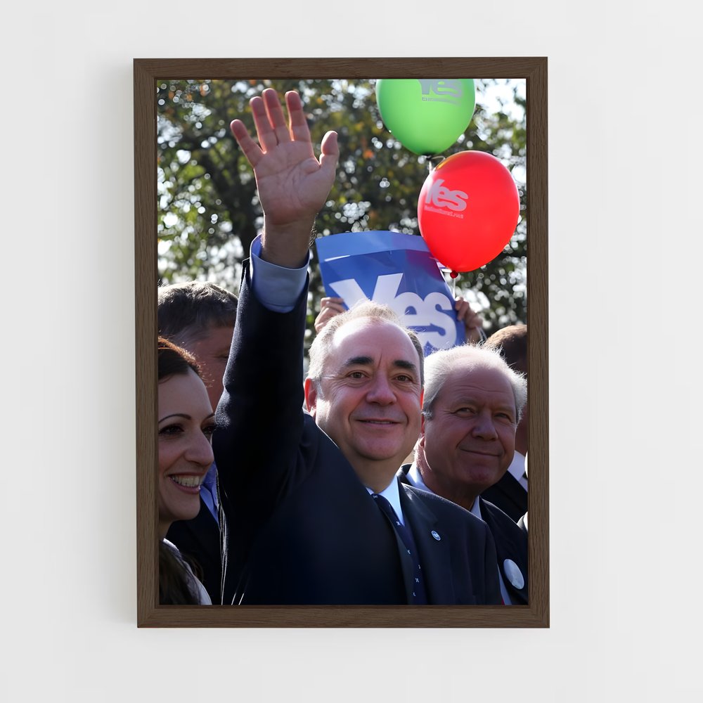 ap-alex salmond-2 cadre Bois foncé