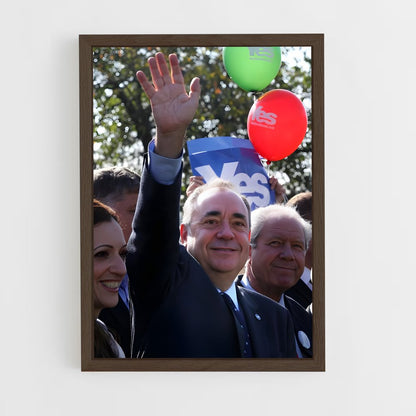 ap-alex salmond-2 cadre Bois foncé