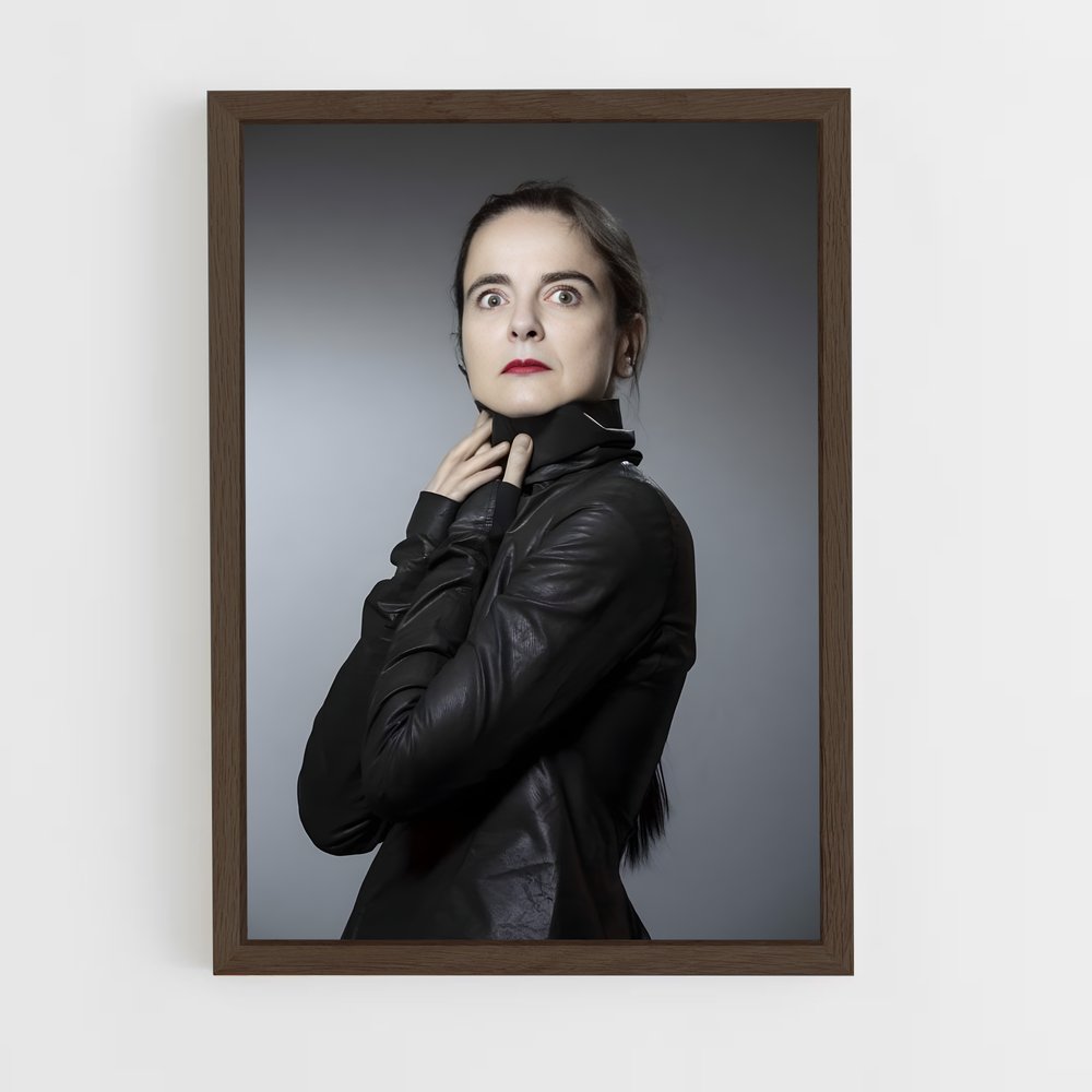 ap-amelie nothomb-3 cadre Bois foncé