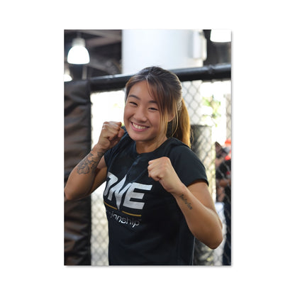 Poster Angela lee 62037