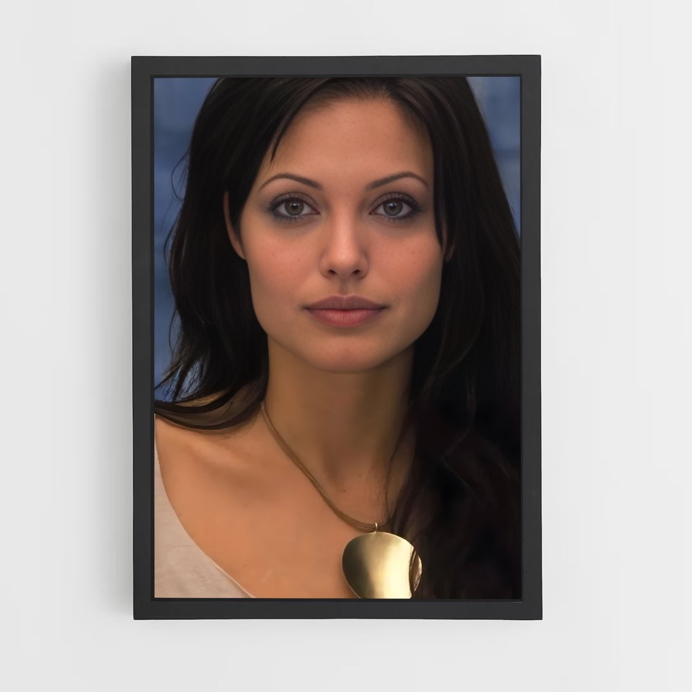 ap-angelina jolie-4 cadre Noir