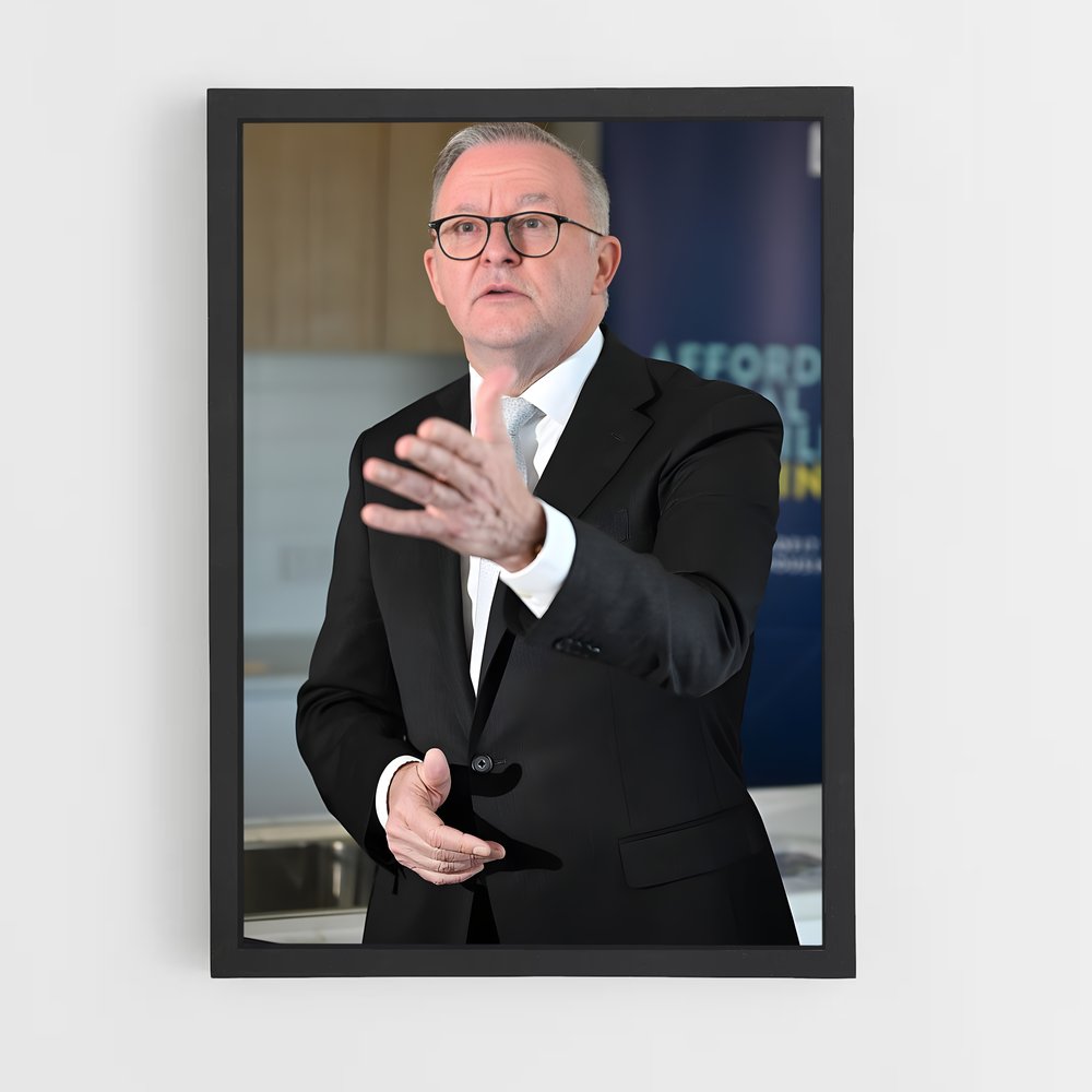 ap-anthony albanese-1 cadre Noir