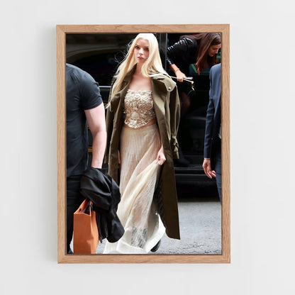 ap-anya taylor-joy-5 cadre Bois clair