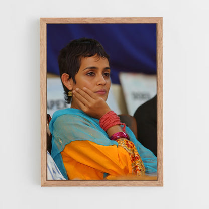 ap-arundhati roy-5 cadre Bois clair
