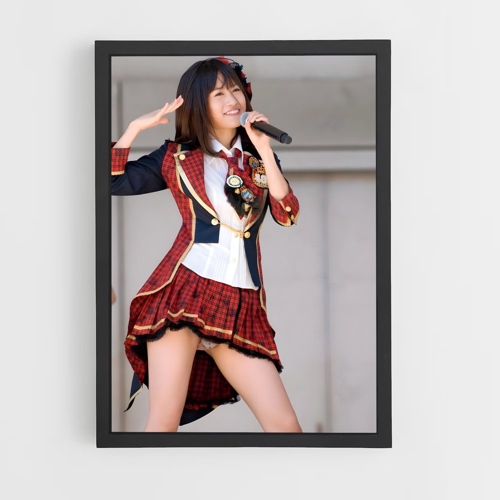 ap-atsuko maeda-2 cadre Noir