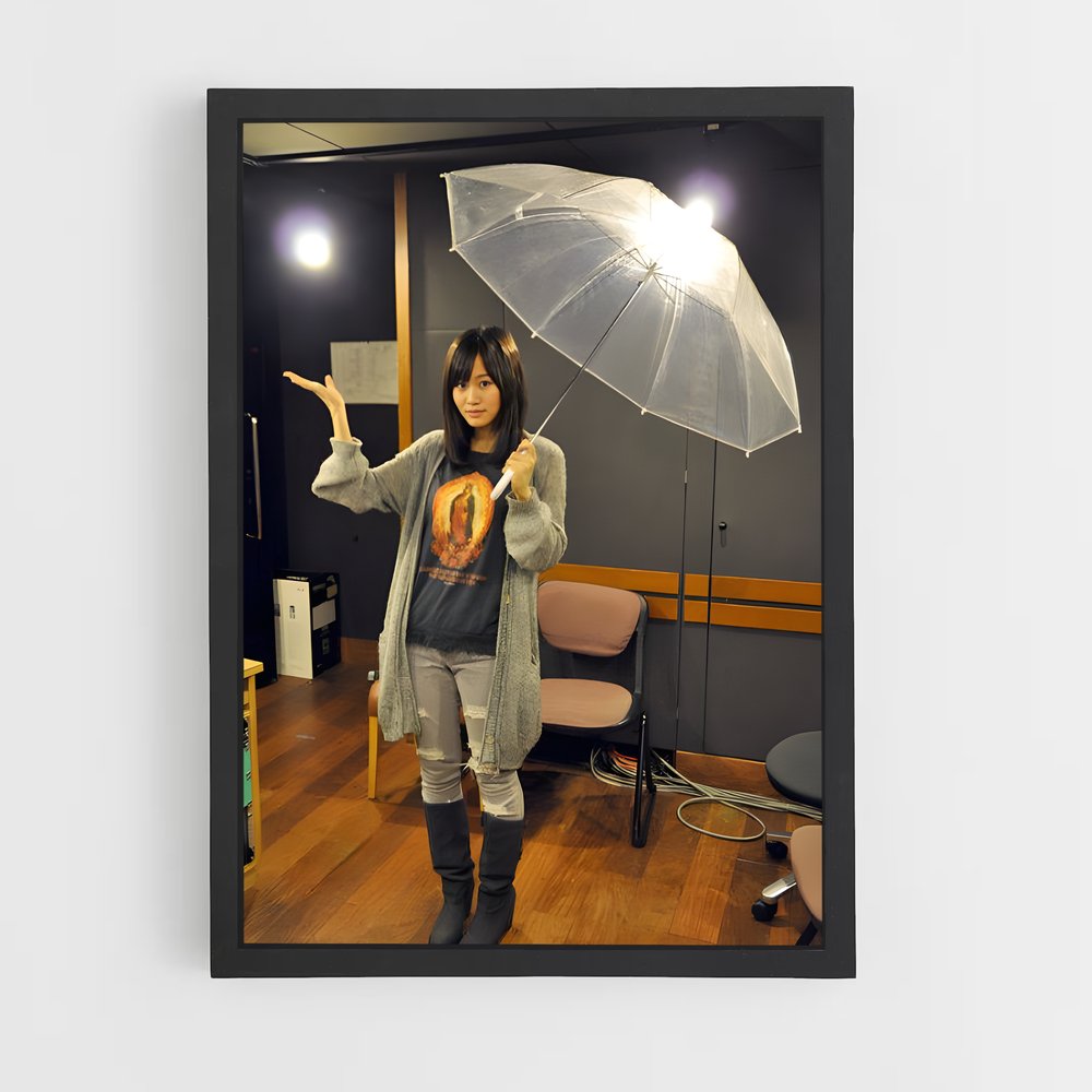 ap-atsuko maeda-3 cadre Noir