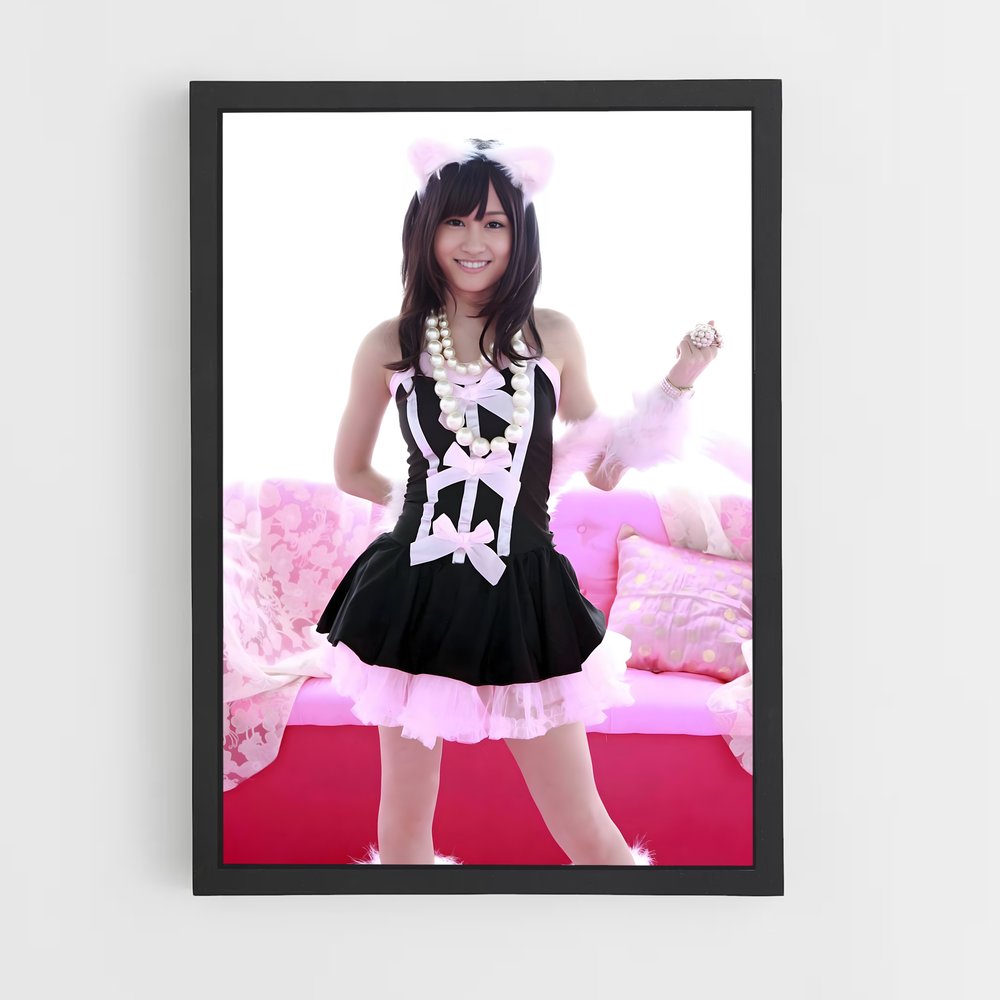 ap-atsuko maeda-7 cadre Noir