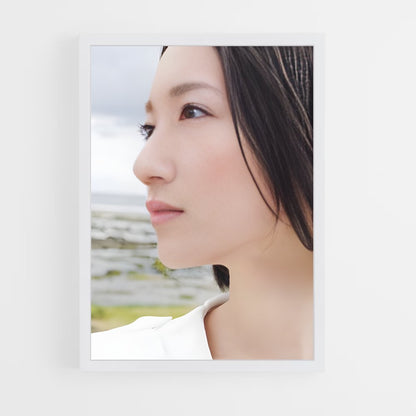 ap-ayano omoto-1 cadre Blanc