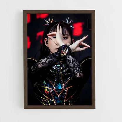 ap-babymetal-2 cadre Bois foncé