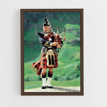 ap-bagpipes-4 cadre Bois foncé