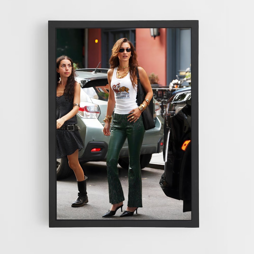 ap-bella hadid-1 cadre Noir