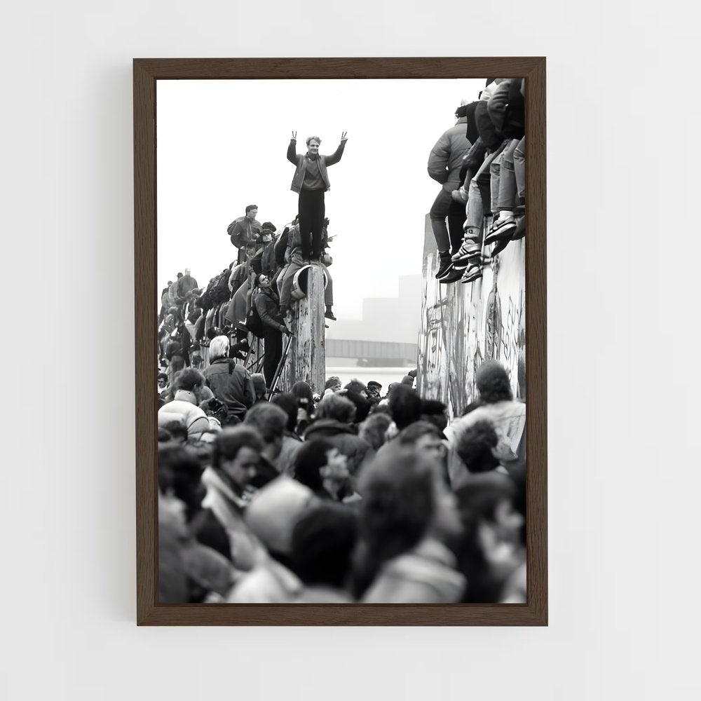 ap-berlin wall-3 cadre Bois foncé