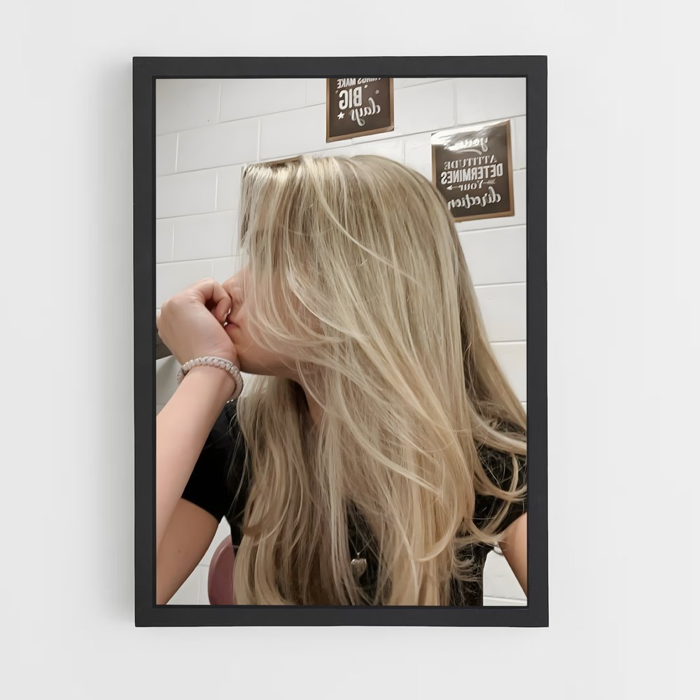 ap-blonde hair-1 cadre Noir