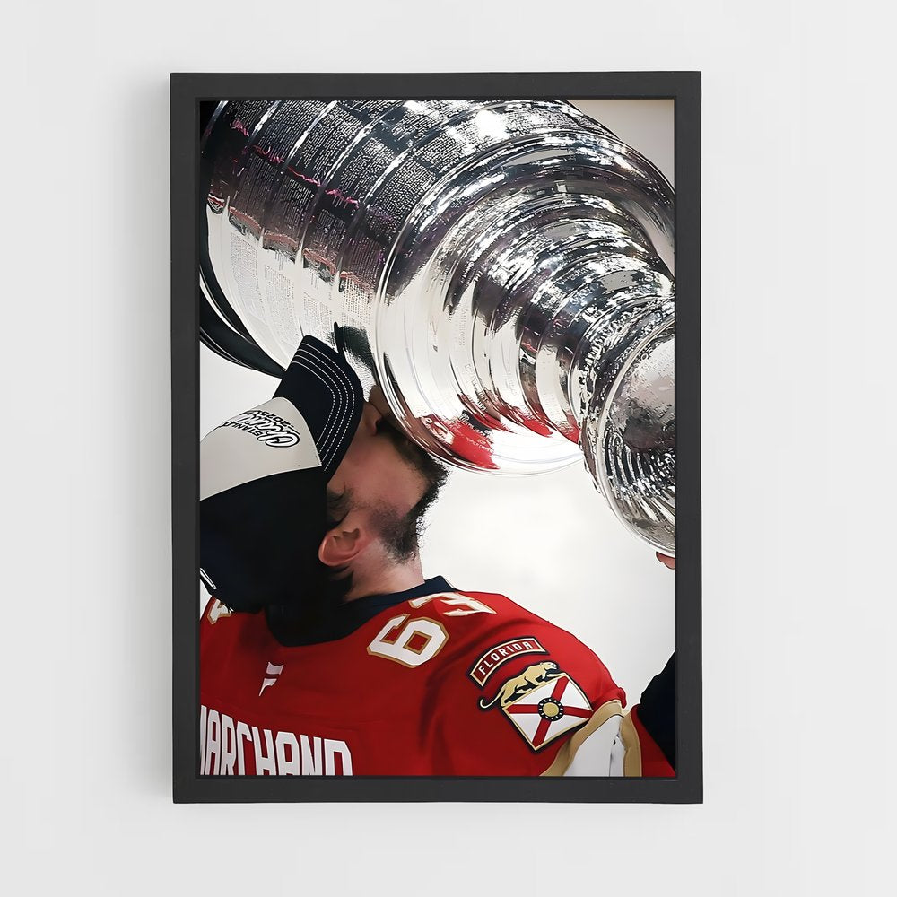 ap-brad marchand-1 cadre Noir