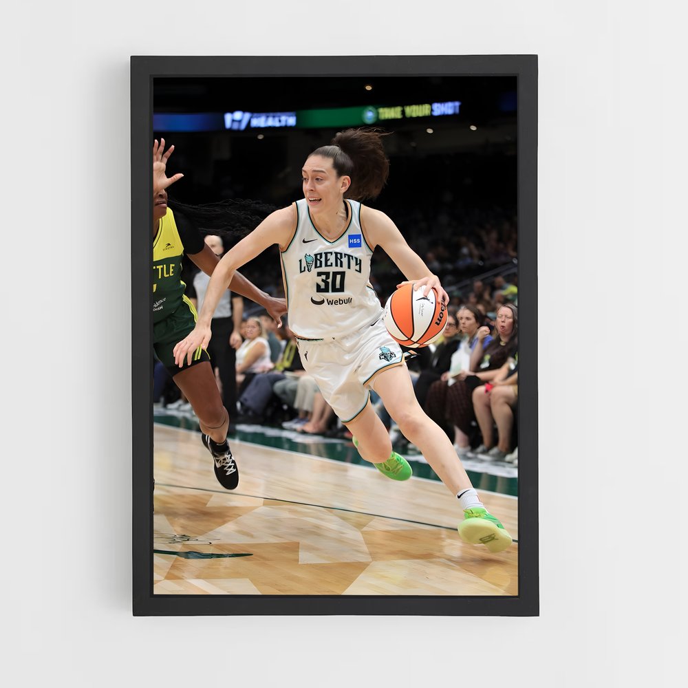 ap-breanna stewart-3 cadre Noir