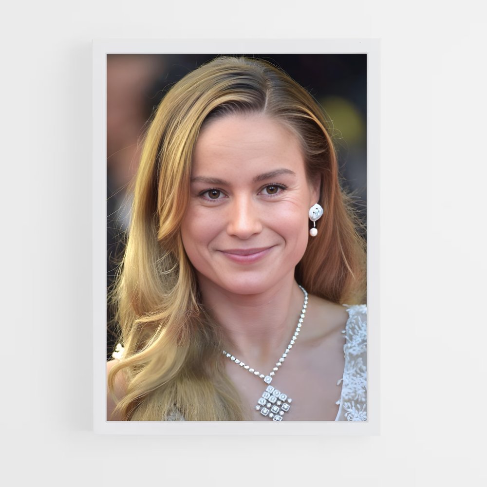 ap-brie larson-1 cadre Blanc