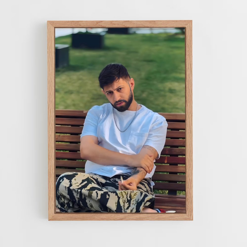 ap-burak oyunda-3 cadre Bois clair