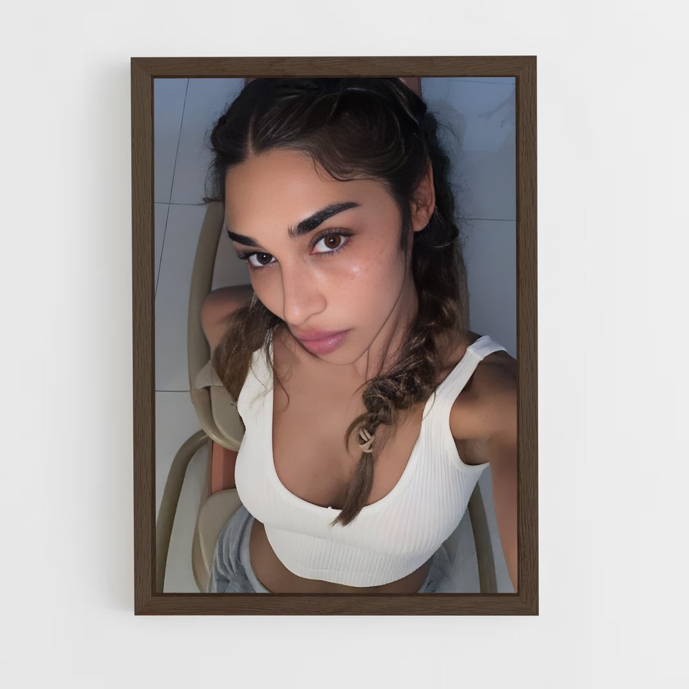 ap-chantel jeffries-6 cadre Bois foncé