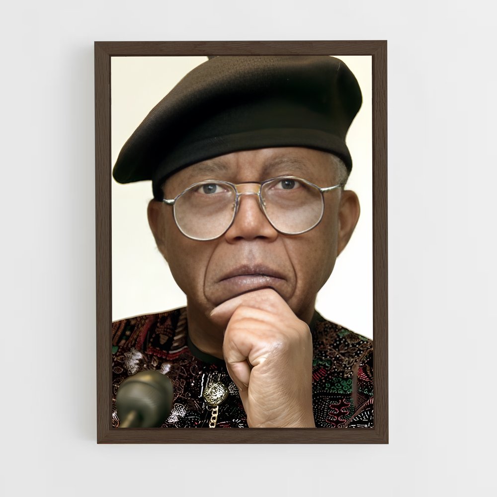 ap-chinua achebe-2 cadre Bois foncé