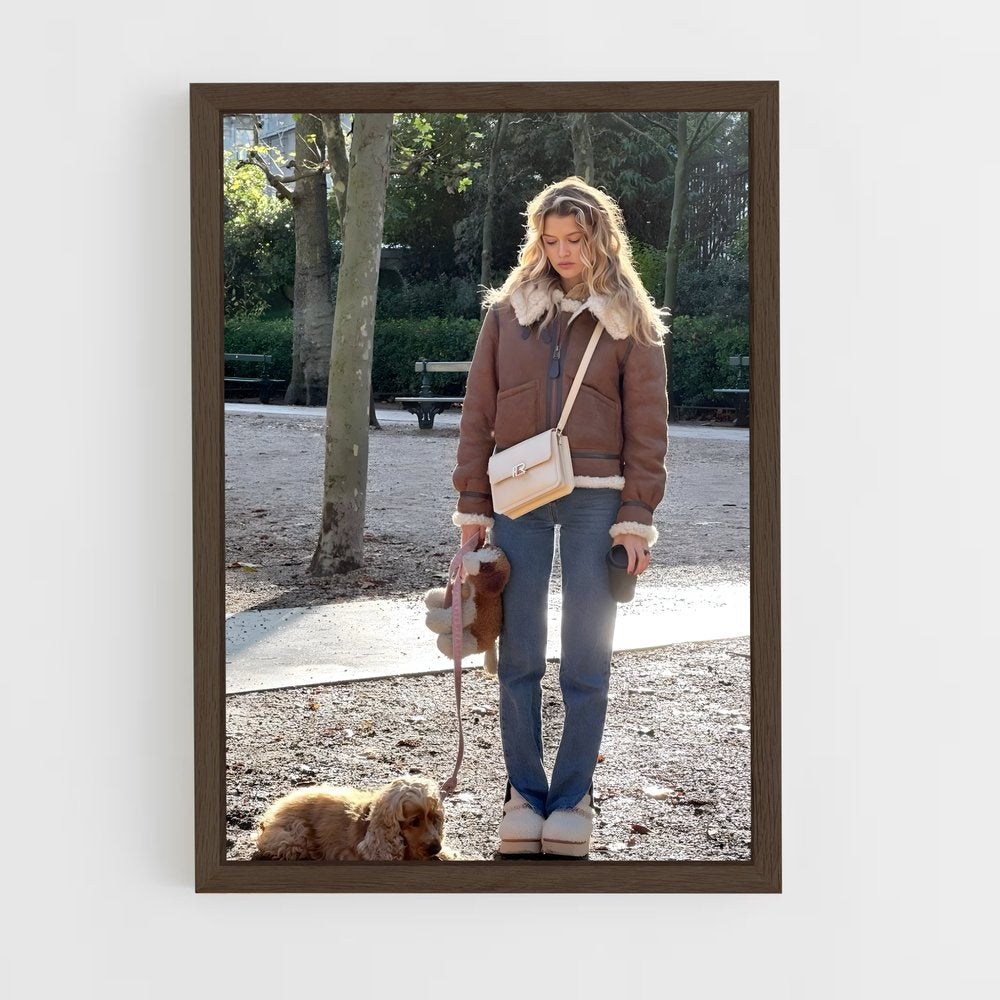 ap-chloe lecareux-6 cadre Bois foncé
