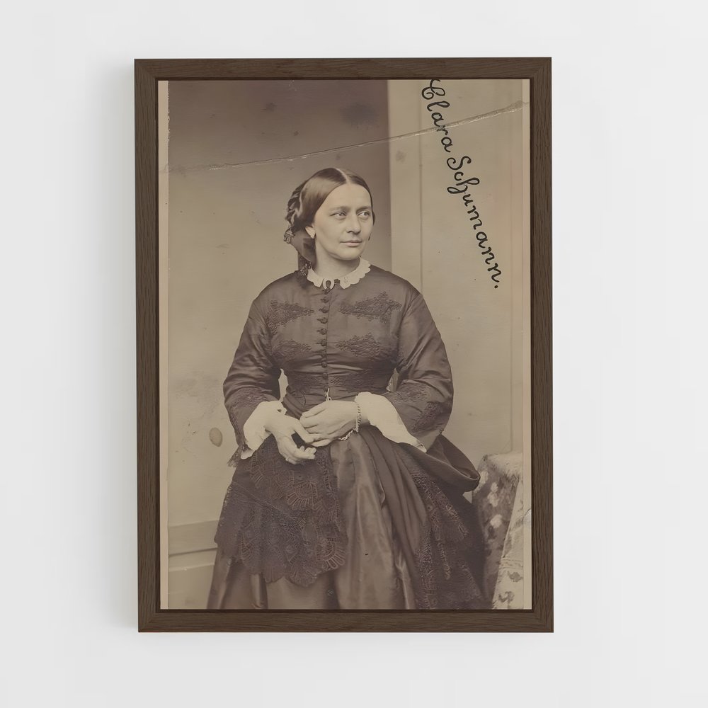 ap-clara schumann-3 cadre Bois foncé