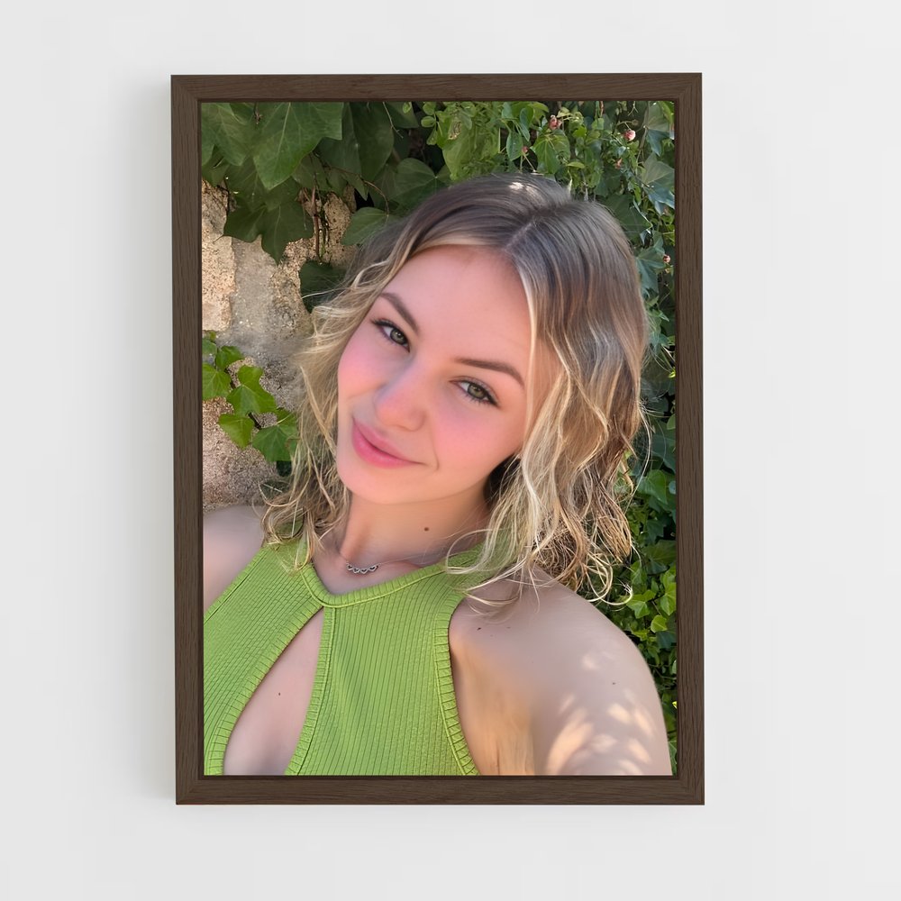 ap-claudia garcia-22 cadre Bois foncé