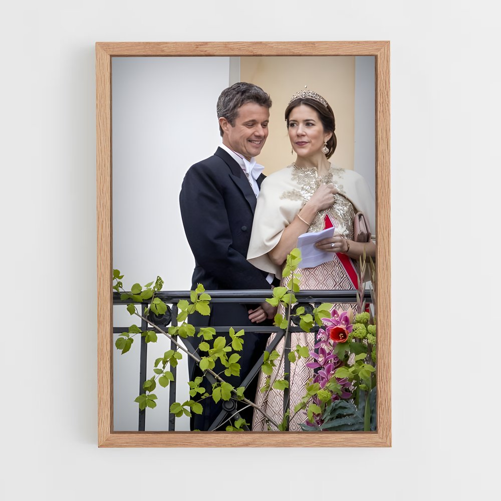 ap-danish royal family-7 cadre Bois clair