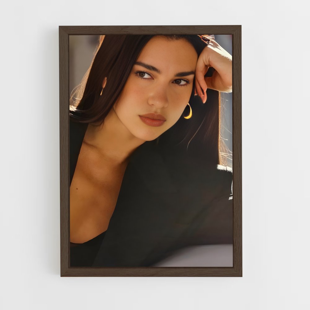 ap-dua lipa-4 cadre Bois foncé