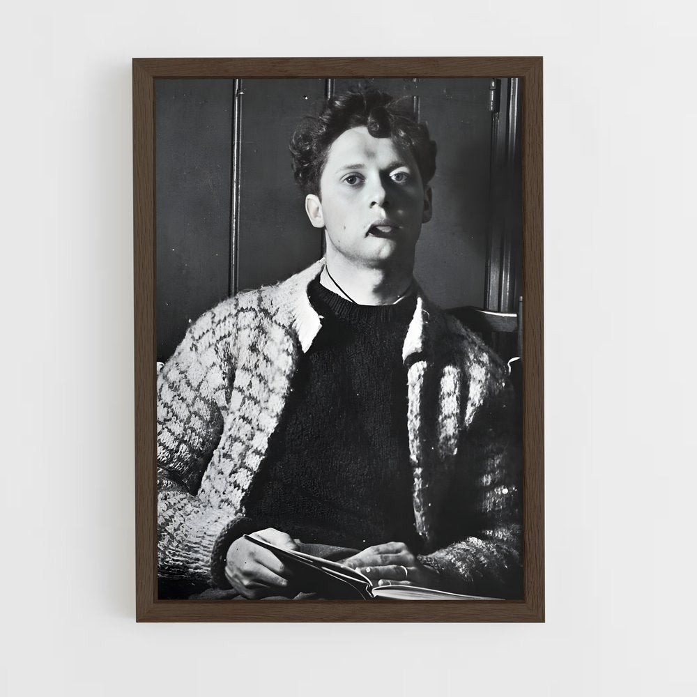 ap-dylan thomas-1 cadre Bois foncé