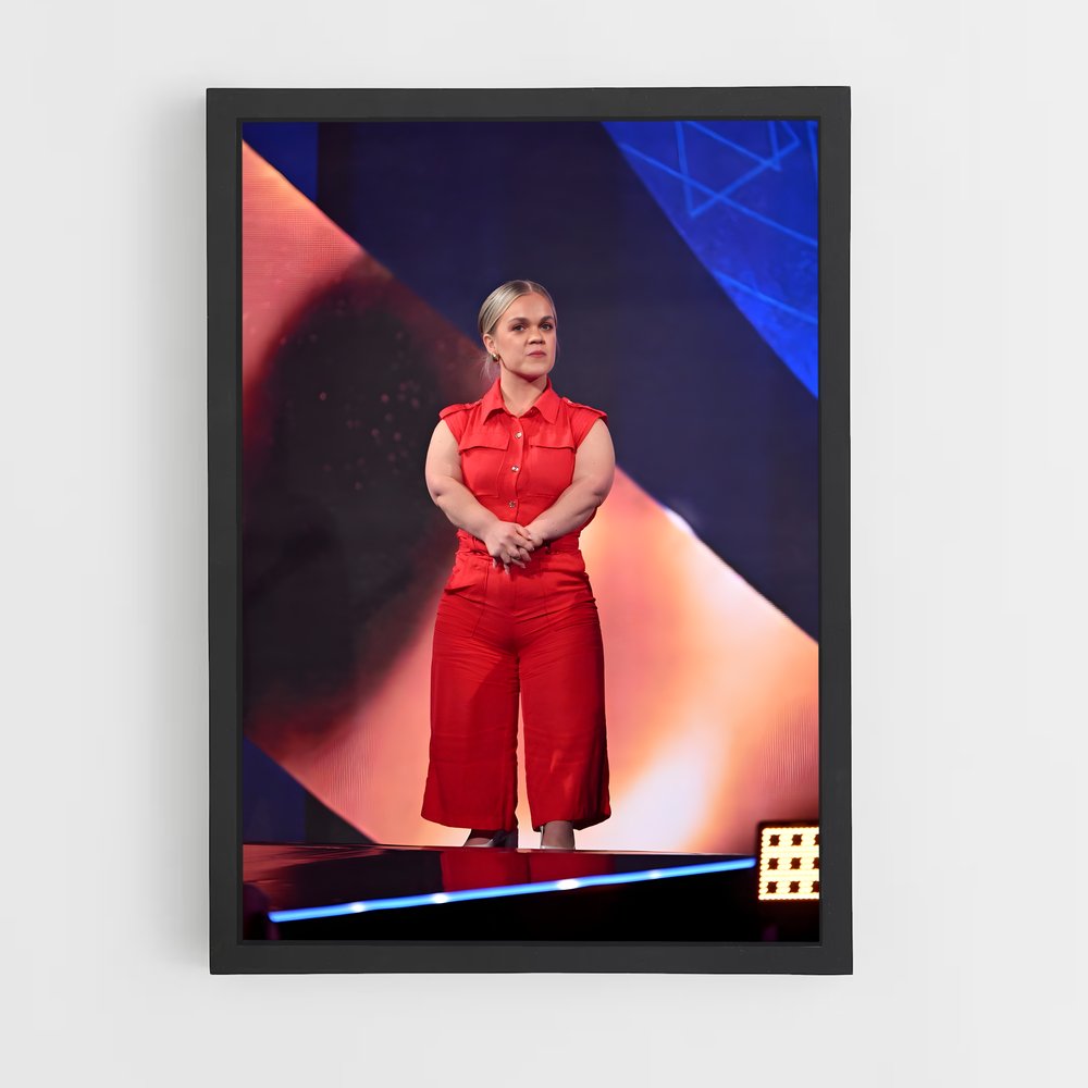 ap-ellie simmonds-1 cadre Noir