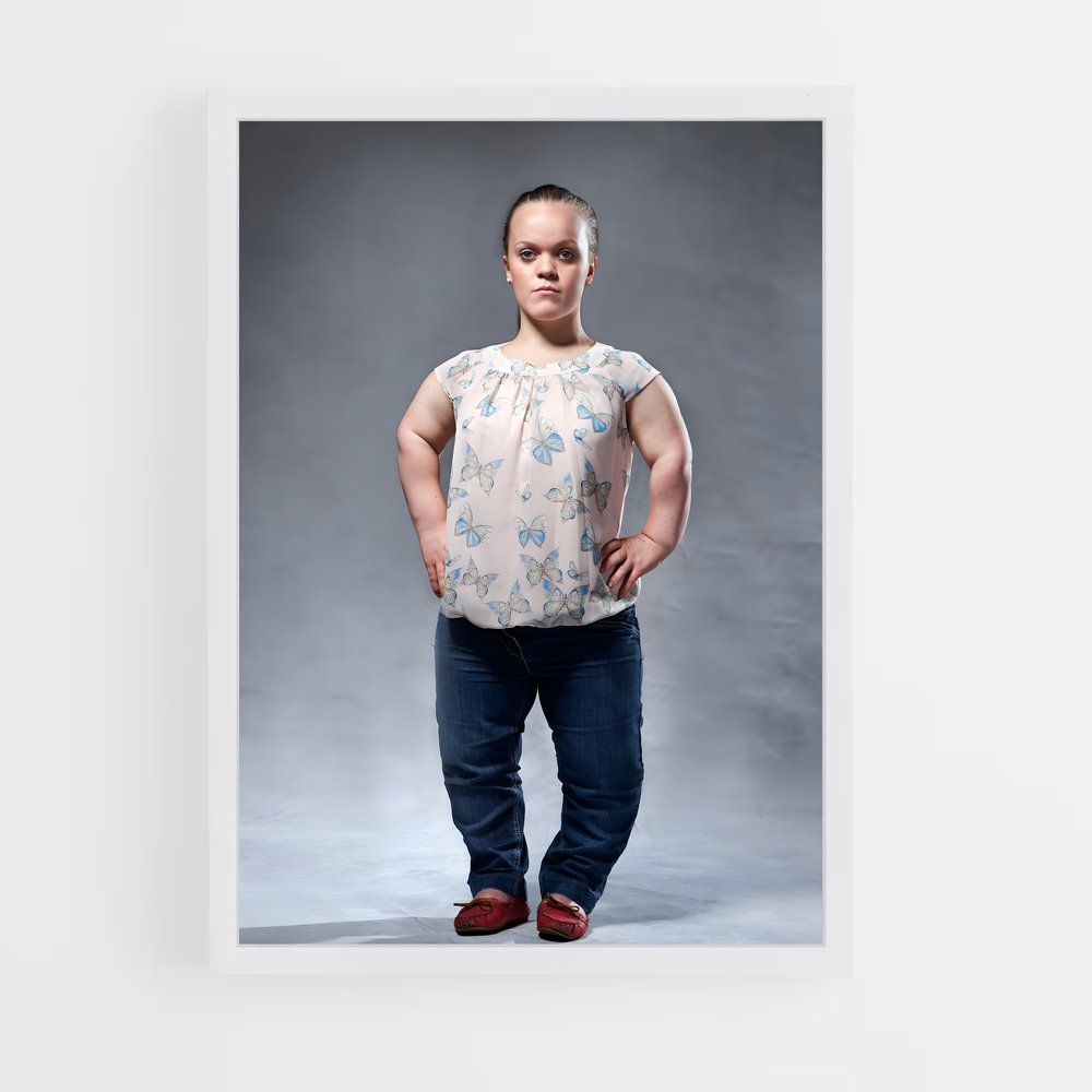 ap-ellie simmonds-3 cadre Blanc