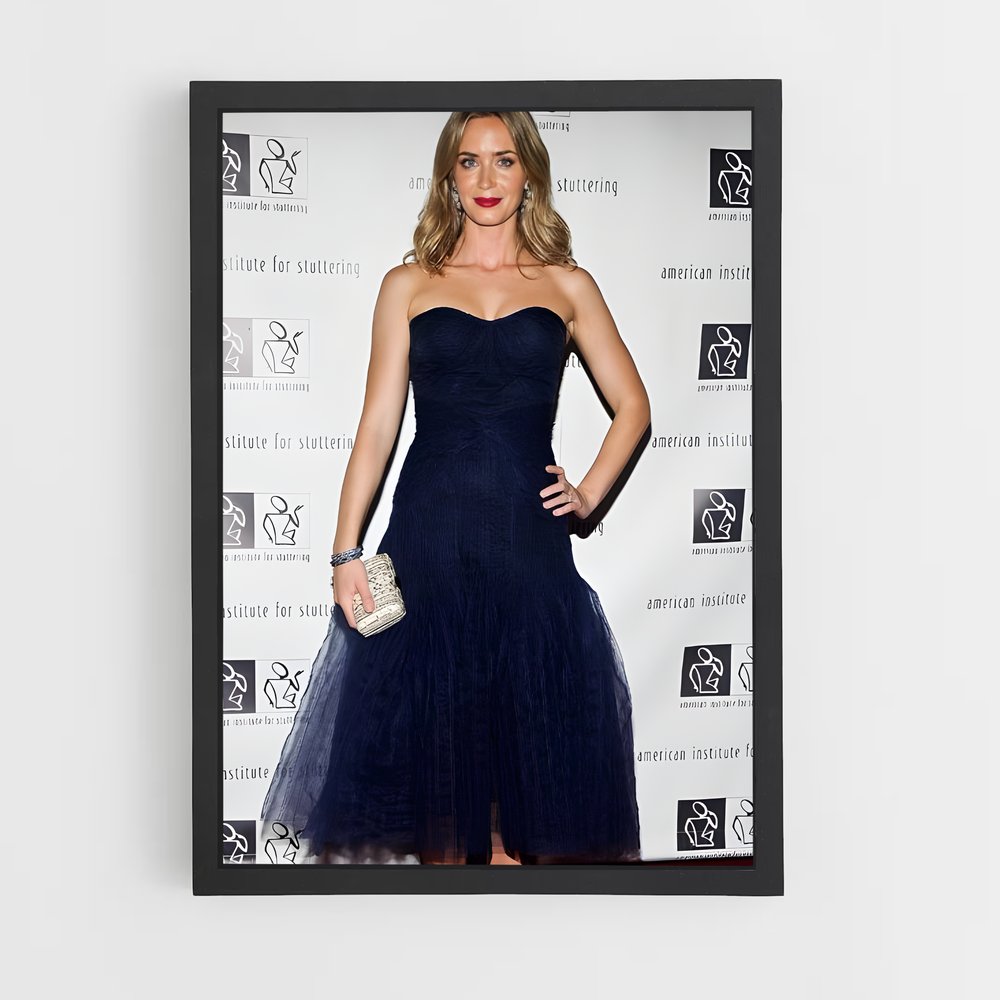 ap-emily blunt-9 cadre Noir