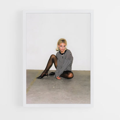 ap-emma chamberlain-6 cadre Blanc
