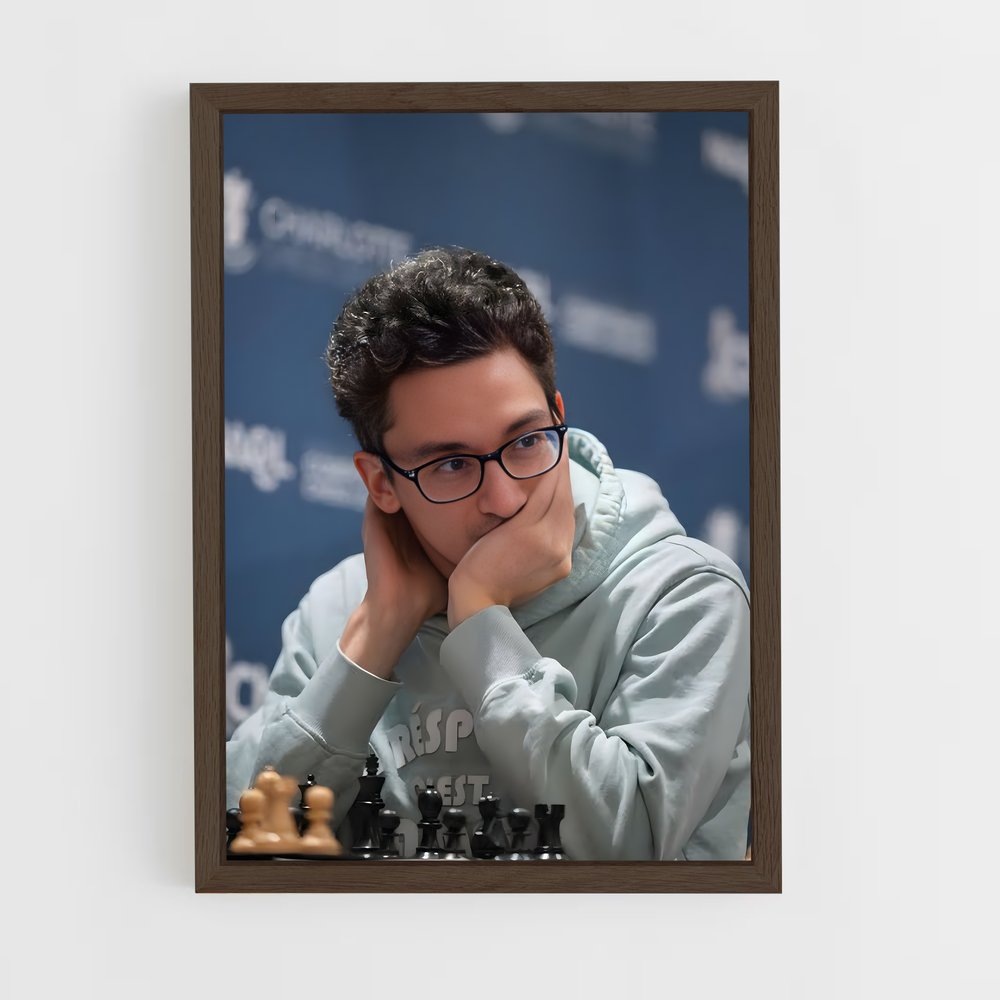 ap-fabiano caruana-1 cadre Bois foncé
