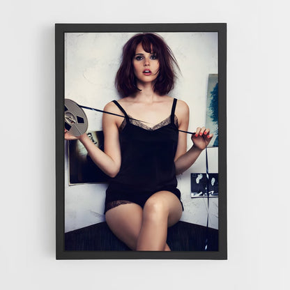 ap-felicity jones-1 cadre Noir