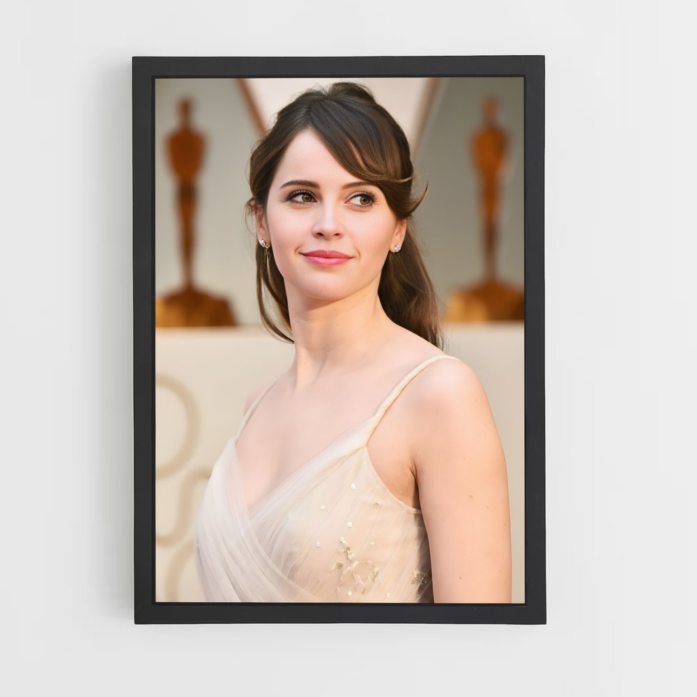 ap-felicity jones-3 cadre Noir
