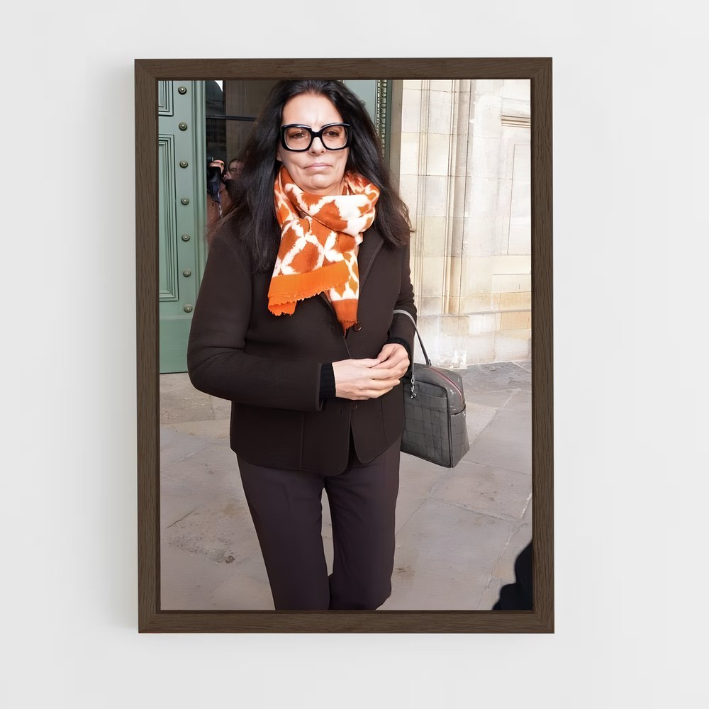 ap-francoise bettencourt meyers-7 cadre Bois foncé