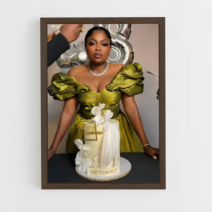 ap-funke akindele-2 cadre Bois foncé