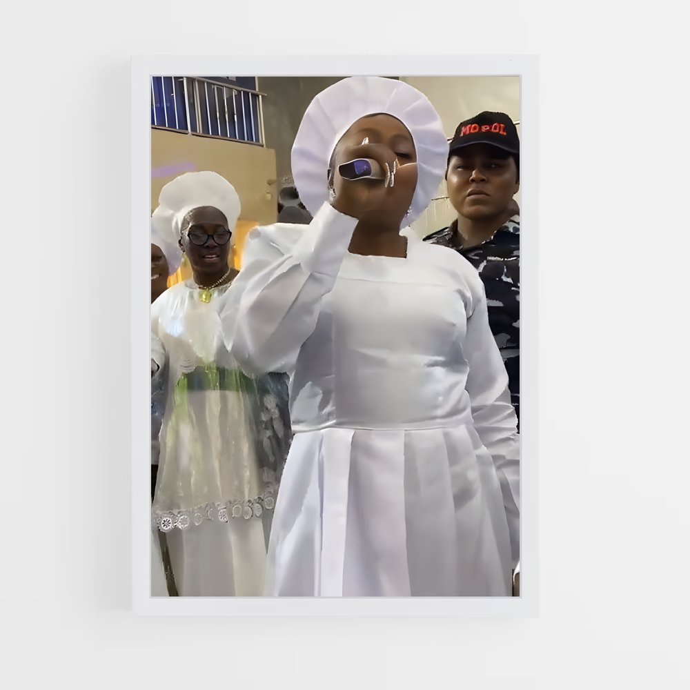 ap-funke akindele-3 cadre Blanc